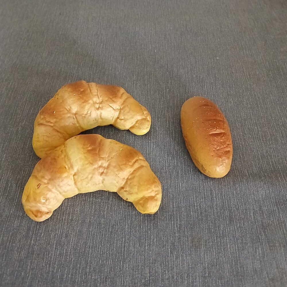 Pretend Play Food Styrofoam Croissants & plastic Bun x 3